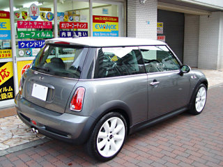 MINI COOPER SɃEBhEKXH̉摜