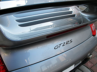 Porsche 911 GT2 RSɃR[eCOς