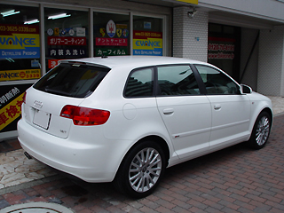 AUDI A3ɃNA^14ƓfMtB{H̉摜2