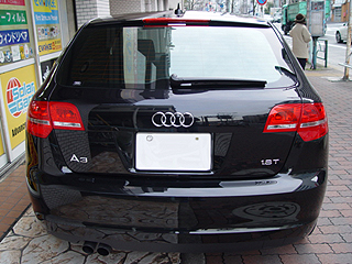 Audi A3Ƀ{fBR[eBOƃJ[tB{H