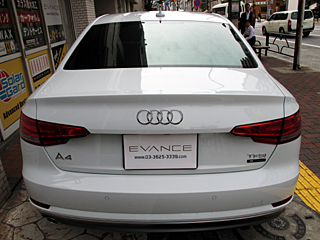 AUDI A4ɃKXR[eBOƃJ[tBANA^14̎{Hς݉摜