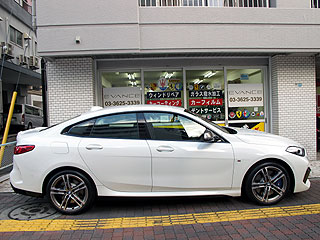 KXR[eBOςBMW M235̉摜