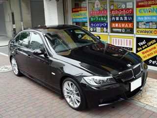 BMW325ɃJ[tB{H̉摜