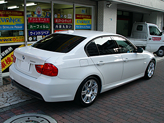 BMW325iɃEBhER[g