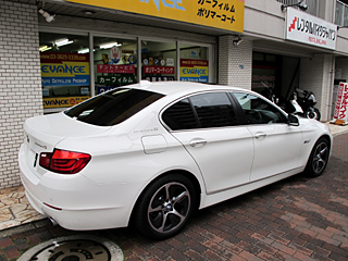 BMW ActiveHybrid 5Ƀ\[[K[hJ[tB{H