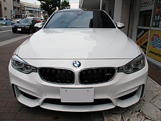 BMW M3ɏĂtKXR[eBO{H摜1