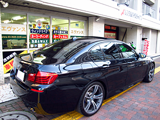 BMW M5ɃNA^28AJ[tB{H摜