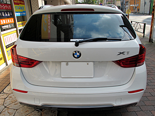 BMW X1ɉߗ6%̃J[tB{H