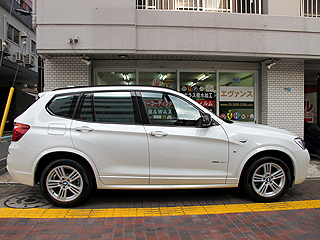 BMW X3 fB[[̃tgKX3ʂɓfMtB{Hς