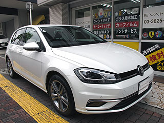 VW GOLF̃EBhEKXɝR[g{Hς