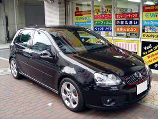 VW GOLF GTIɃJ[tB{H̉摜