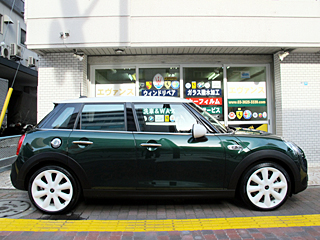 NA^19{HƃKXR[eBOꂽMINI COOPER S 5DOOR 猩摜