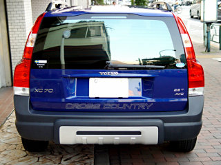 VOLVO XC70ɃKXR[eBOƃJ[tB{H̉摜