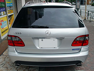 BENZ E350 STATIONWAGONɃJ[tB{H