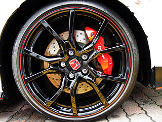 HONDA CIVIC TYPE R̃zB[ɂKXR[eBO{H摜3