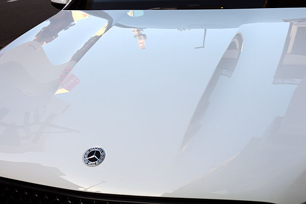 Mercedes Benz GLCにガラスコーティング済みフード2